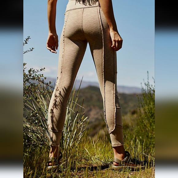 NWT FREE PEOPLE HIGH RISE CATCH ME IF YOU CAN LEGGINGS, DISCOUNTED  DESERT SAGE - Picture 4 of 16